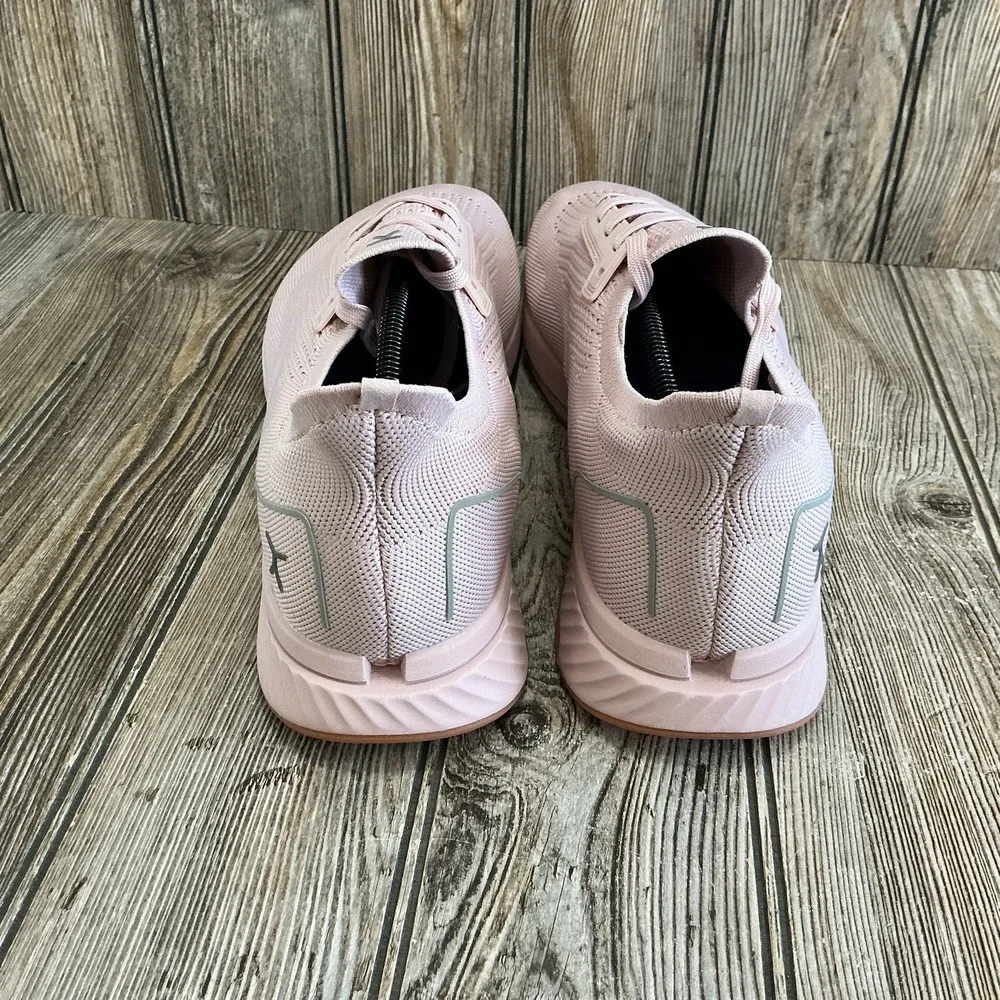 Flux Footwear Adapt Runner Mens Size 12.5 Dove Gray Pink Knit Gum Sole Shoes NEW